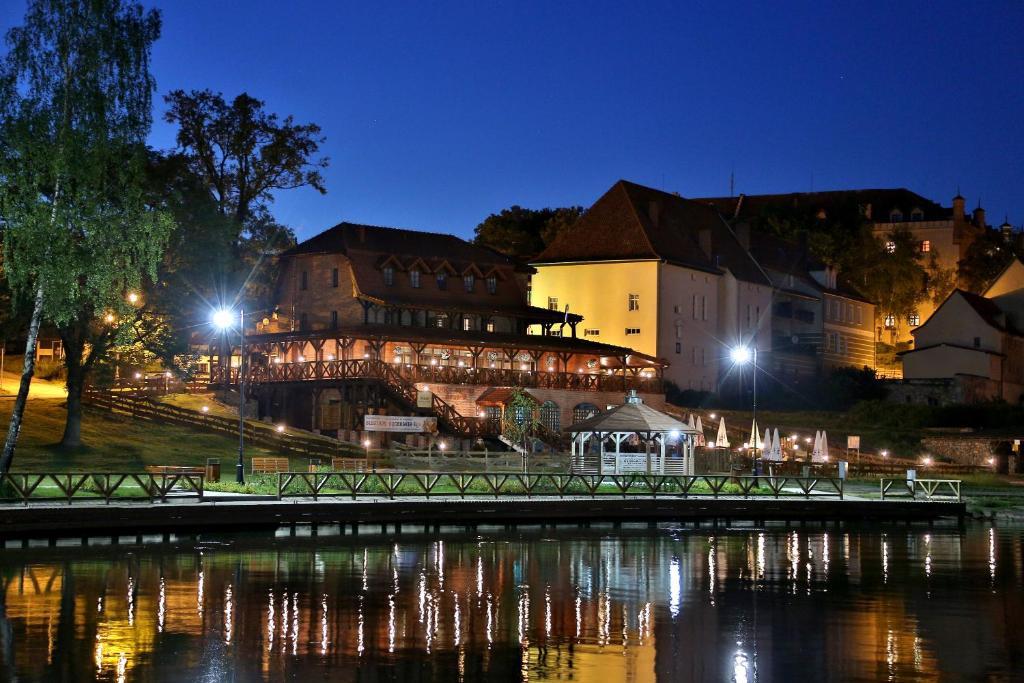 Gosciniec Rynski Mlyn Ryn  Exterior photo